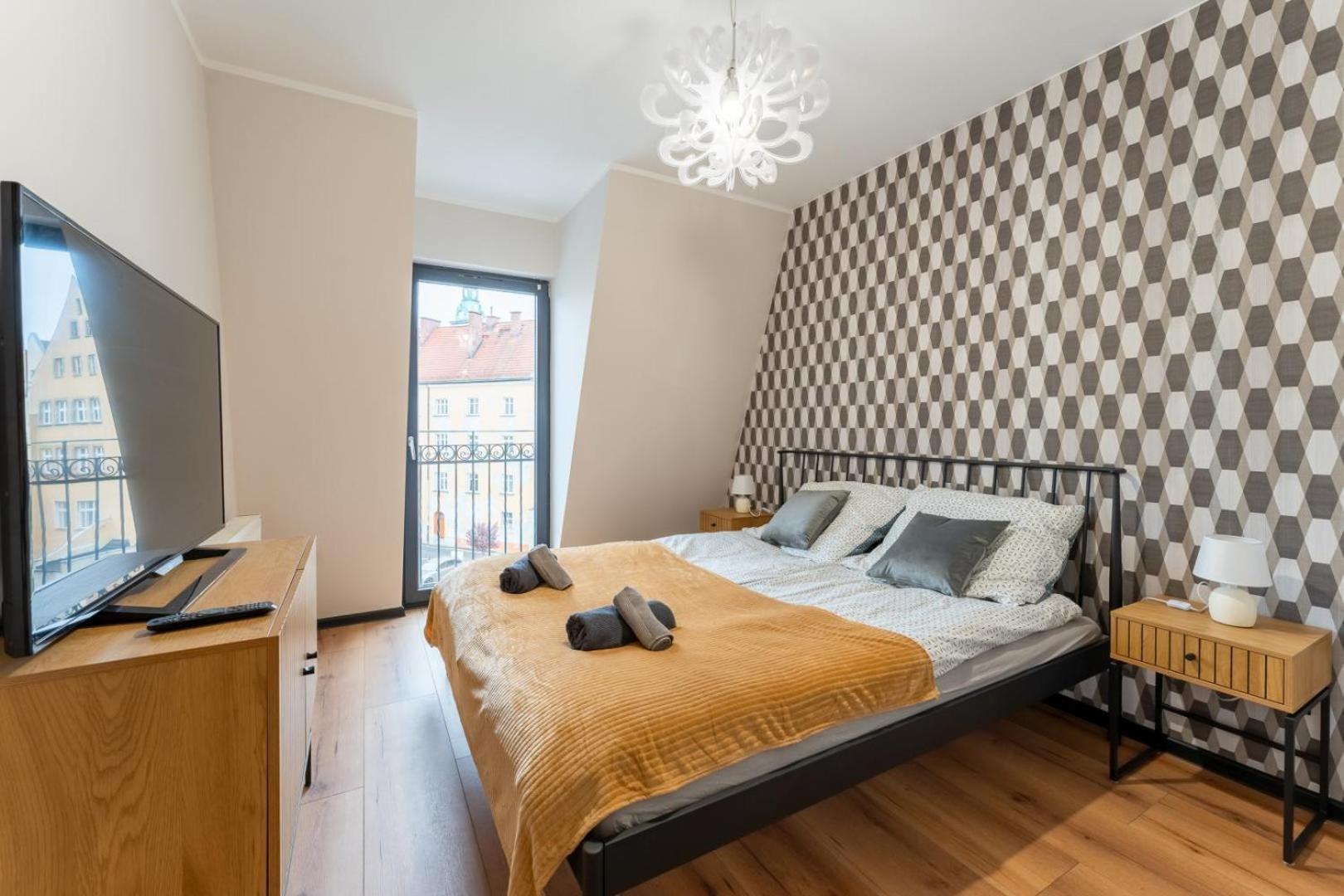 Apartament Przy Baszcie - Z Prywatnym Parkingiem W Centrum - By Spaceapart Jelenia Gora Exterior photo